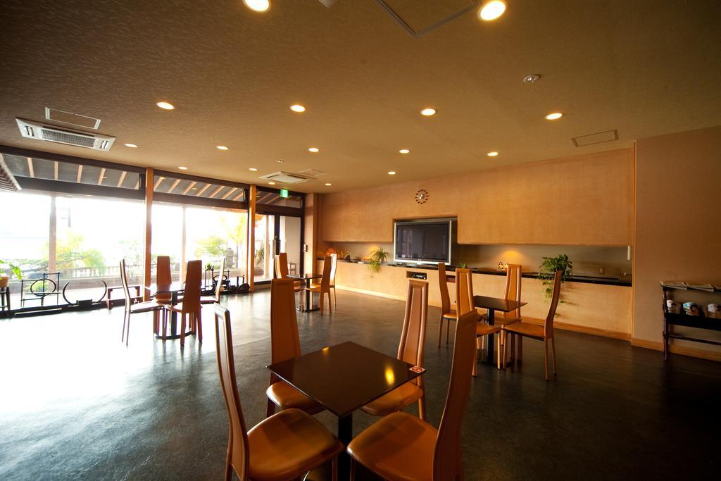 Caffel Hina-No-Sato Hotel Хита Екстериор снимка